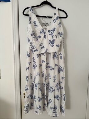 MATCHING SET! Abercrombie & Fitch Linen White and Light blue top and midi skirt